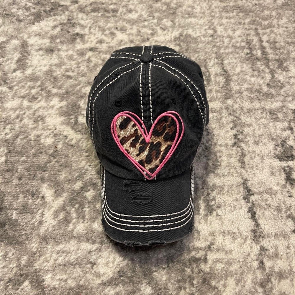 Y2k panther print pink heart baseball cap